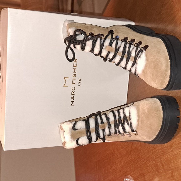 Marc Fisher Shoes - Marc Fisher SALE 6M natural multi suede nalina